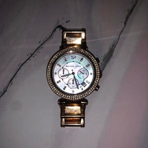 Beautiful rose gold Michael Kors women’s watch